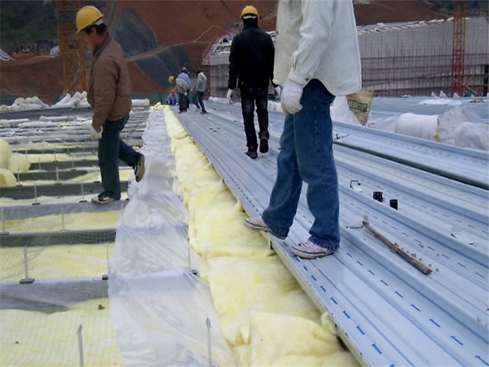 宣威安吉县体育馆网架